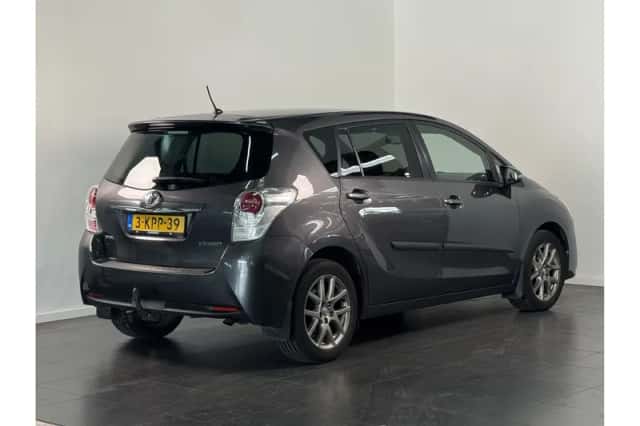 Toyota Verso (2013) thumbnail 4