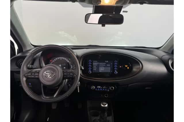 Toyota Aygo X (2023) thumbnail 2