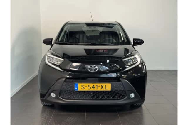 Toyota Aygo X (2023) thumbnail 3