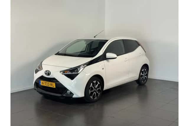 Toyota Aygo (2020) thumbnail 1