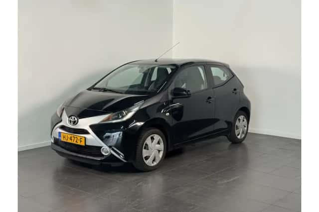 Toyota Aygo (2015) thumbnail 1