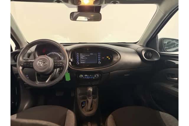 Toyota Aygo X (2022) thumbnail 2
