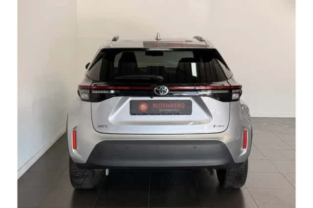 Toyota Yaris Cross (2025) thumbnail 5