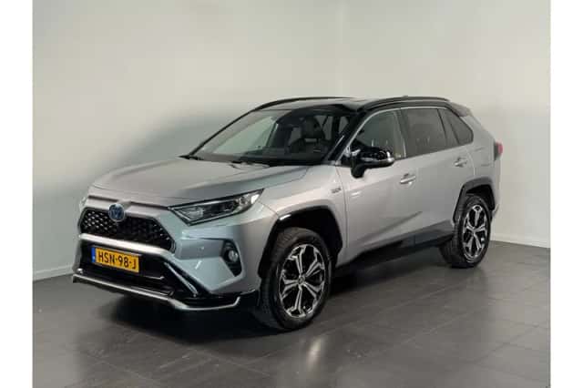 Toyota RAV4 (2022) thumbnail 1