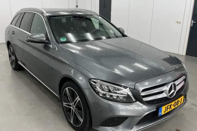 Mercedes-Benz C-Klasse (2021) thumbnail 2