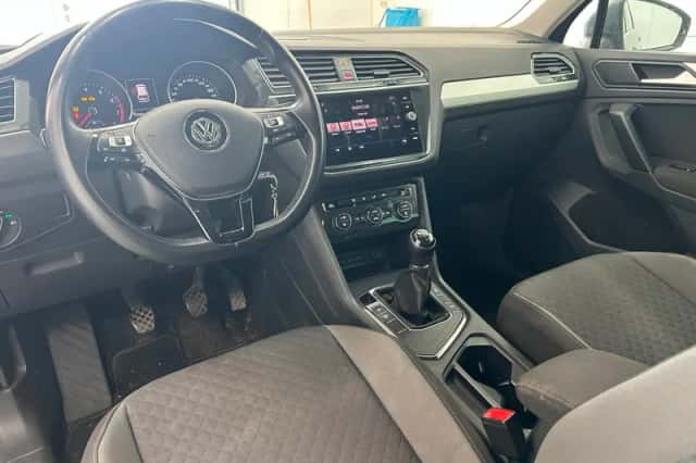 Volkswagen Tiguan (2019) thumbnail 6