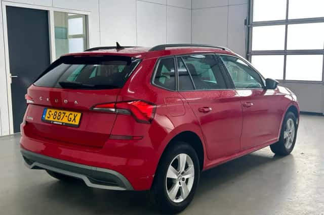 Škoda Kamiq (2023) thumbnail 3