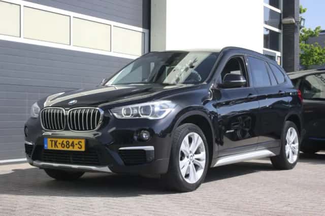 BMW X1 (2017) thumbnail 6