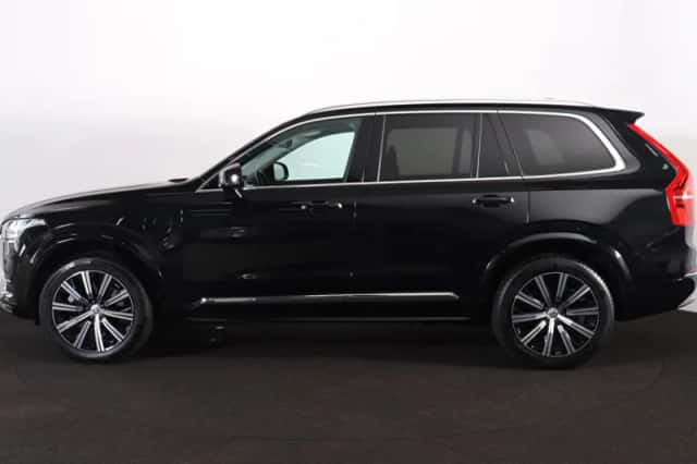 Volvo XC90 (2021) thumbnail 3