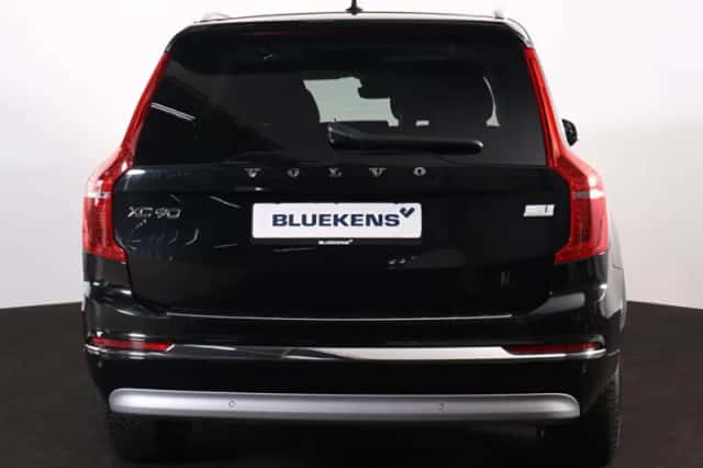 Volvo XC90 (2021) thumbnail 4