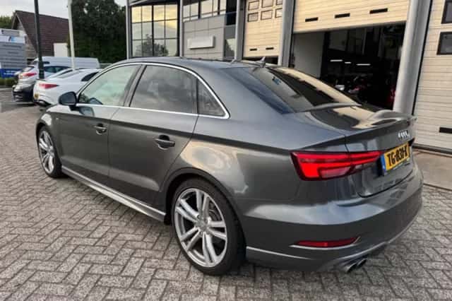 Audi A3 (2018) thumbnail 3