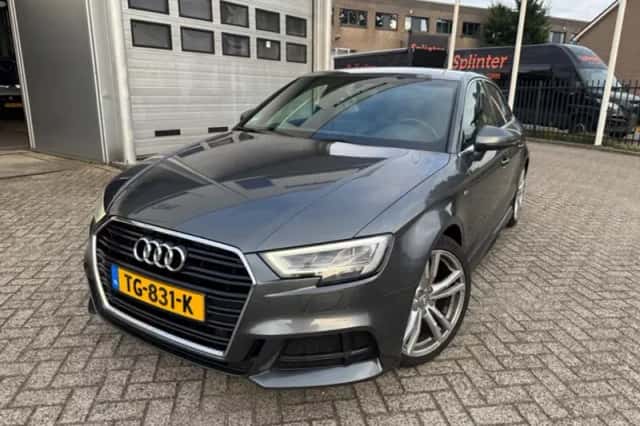Audi A3 (2018) thumbnail 4