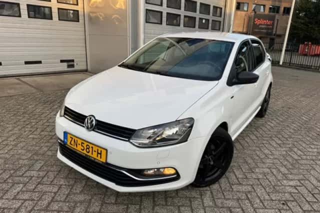 Volkswagen Polo (2014) thumbnail 4