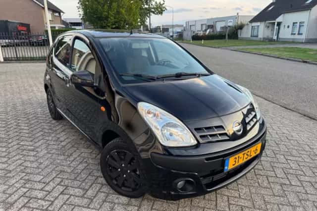Nissan Pixo (2012) thumbnail 2