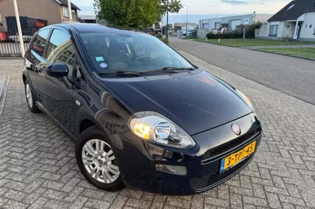 Fiat Punto (2014) thumbnail 2