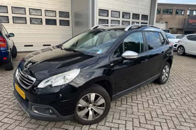 Peugeot 2008 (2015) thumbnail 6