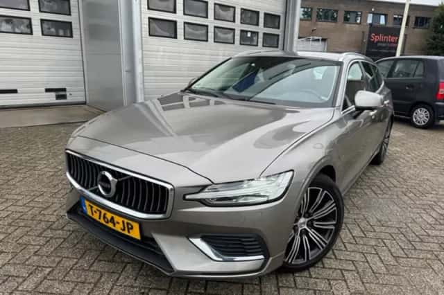 Volvo V60 (2020) thumbnail 4