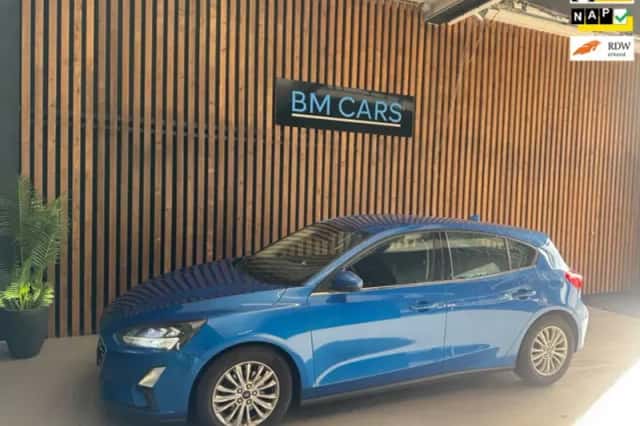Ford Focus (2020) thumbnail 1