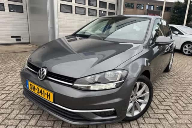 Volkswagen Golf (2018) thumbnail 4