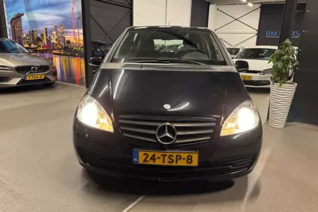 Mercedes-Benz A-Klasse (2012) thumbnail 4