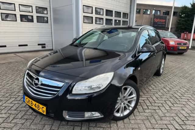 Opel Insignia (2010) thumbnail 4