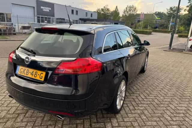 Opel Insignia (2010) thumbnail 5