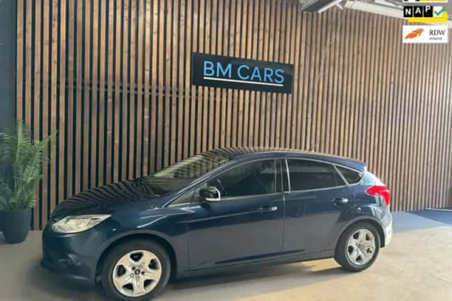 Ford Focus (2011) thumbnail 1