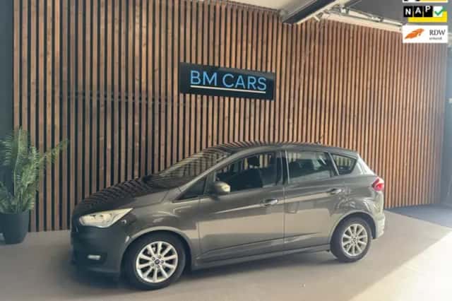 Ford C-Max (2017) thumbnail 1
