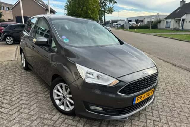 Ford C-Max (2017) thumbnail 2
