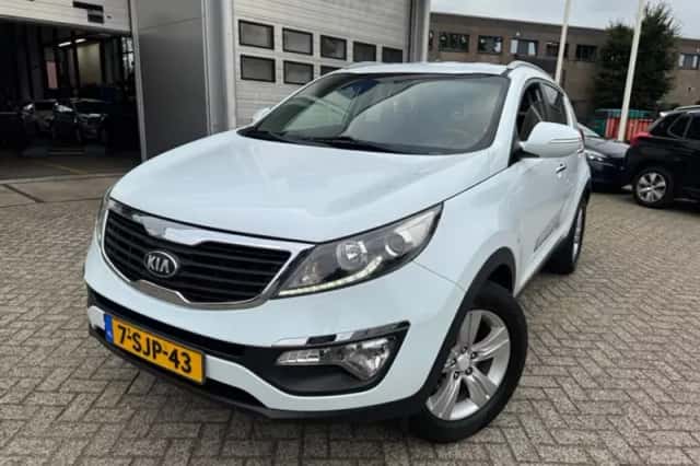 Kia Sportage (2013) thumbnail 4