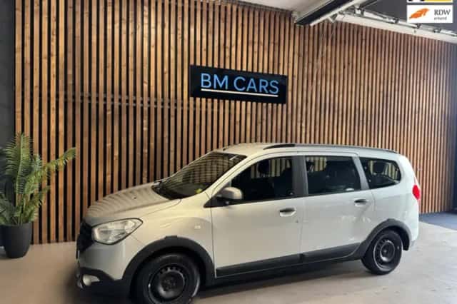 Dacia Lodgy (2016) thumbnail 1