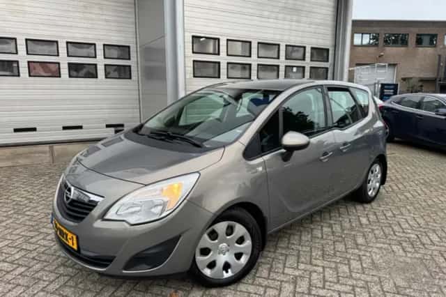 Opel Meriva (2010) thumbnail 6