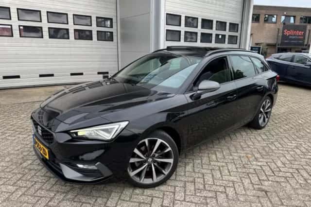SEAT Leon Sportstourer (2021) thumbnail 6