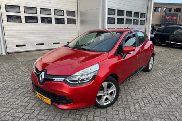 Renault Clio (2015) thumbnail 6