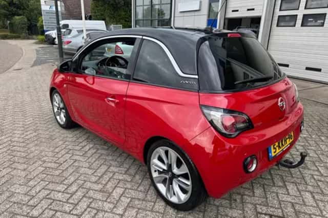 Opel Adam (2013) thumbnail 3