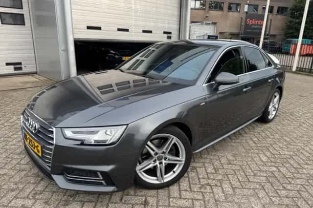 Audi A4 (2017) thumbnail 6