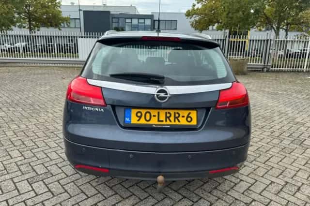 Opel Insignia (2010) thumbnail 6