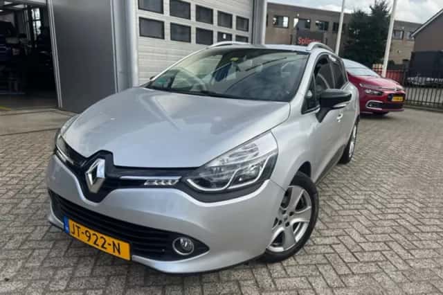 Renault Clio (2016) thumbnail 2