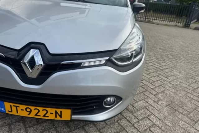 Renault Clio (2016) thumbnail 4