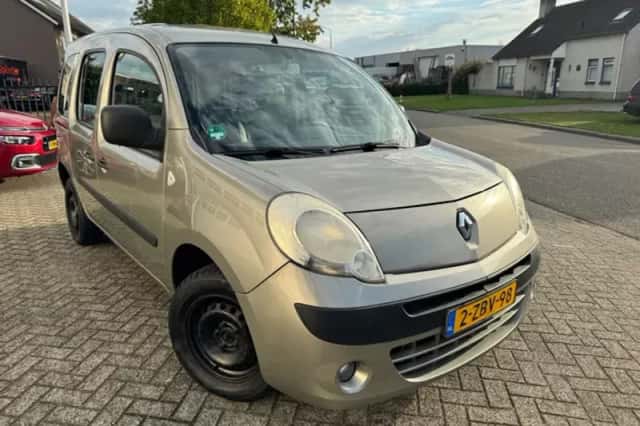 Renault Kangoo (2009) thumbnail 2