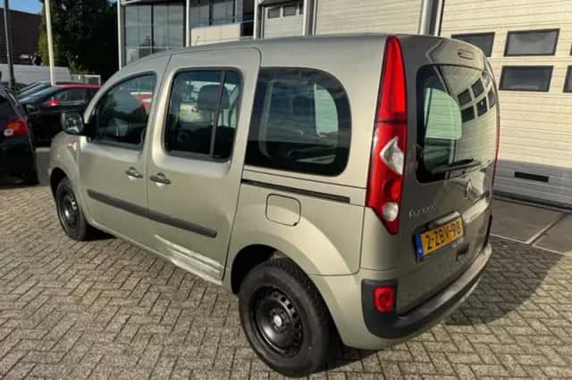 Renault Kangoo (2009) thumbnail 3