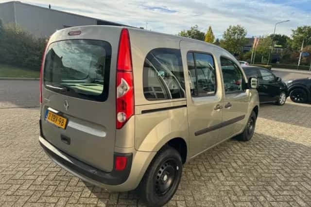 Renault Kangoo (2009) thumbnail 5