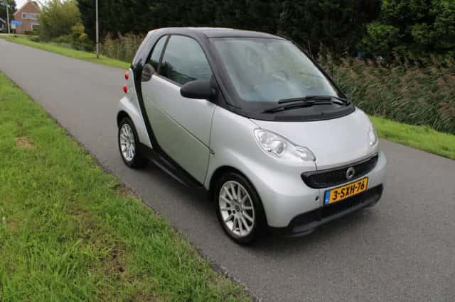 Smart ForTwo (2013) thumbnail 3