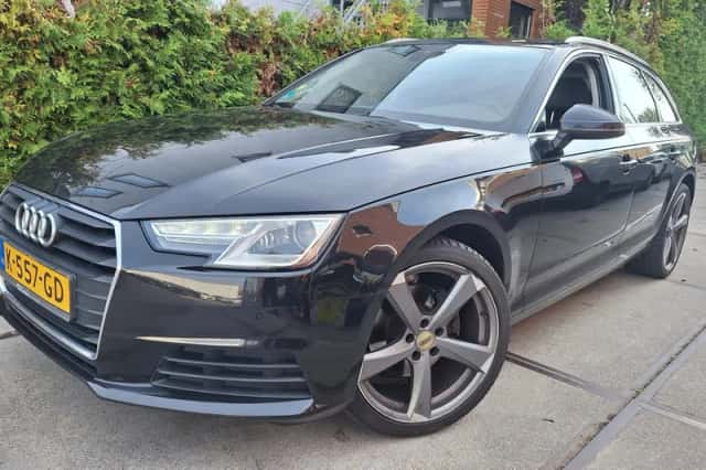 Audi A4 (2016) thumbnail 1