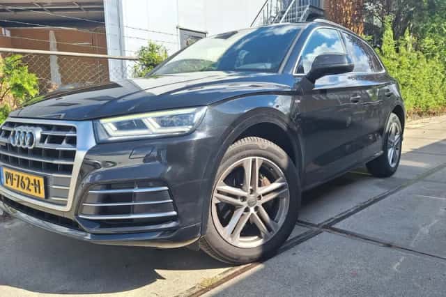 Audi Q5 (2017) thumbnail 1