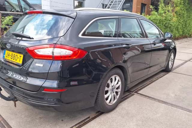 Ford Mondeo (2016) thumbnail 4