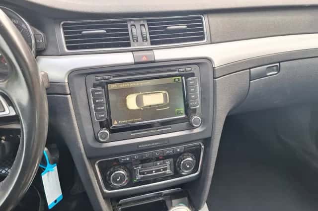 Škoda Superb (2014) thumbnail 4