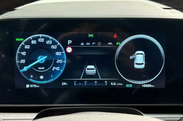 Kia Niro (2023) thumbnail 4