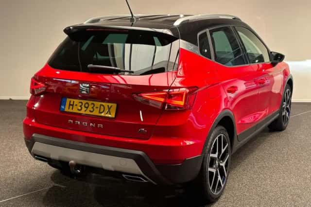 SEAT Arona (2020) thumbnail 2
