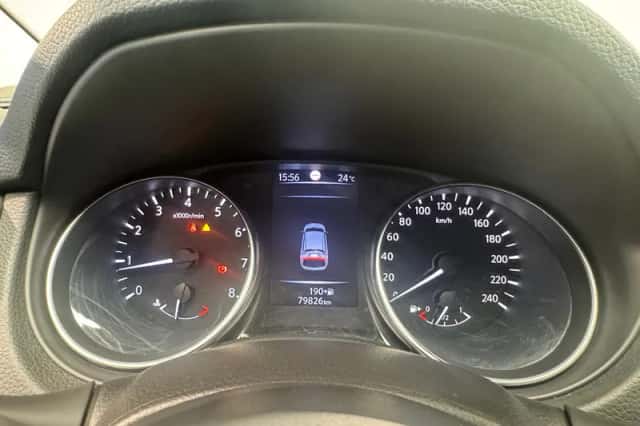 Nissan Qashqai (2018) thumbnail 4